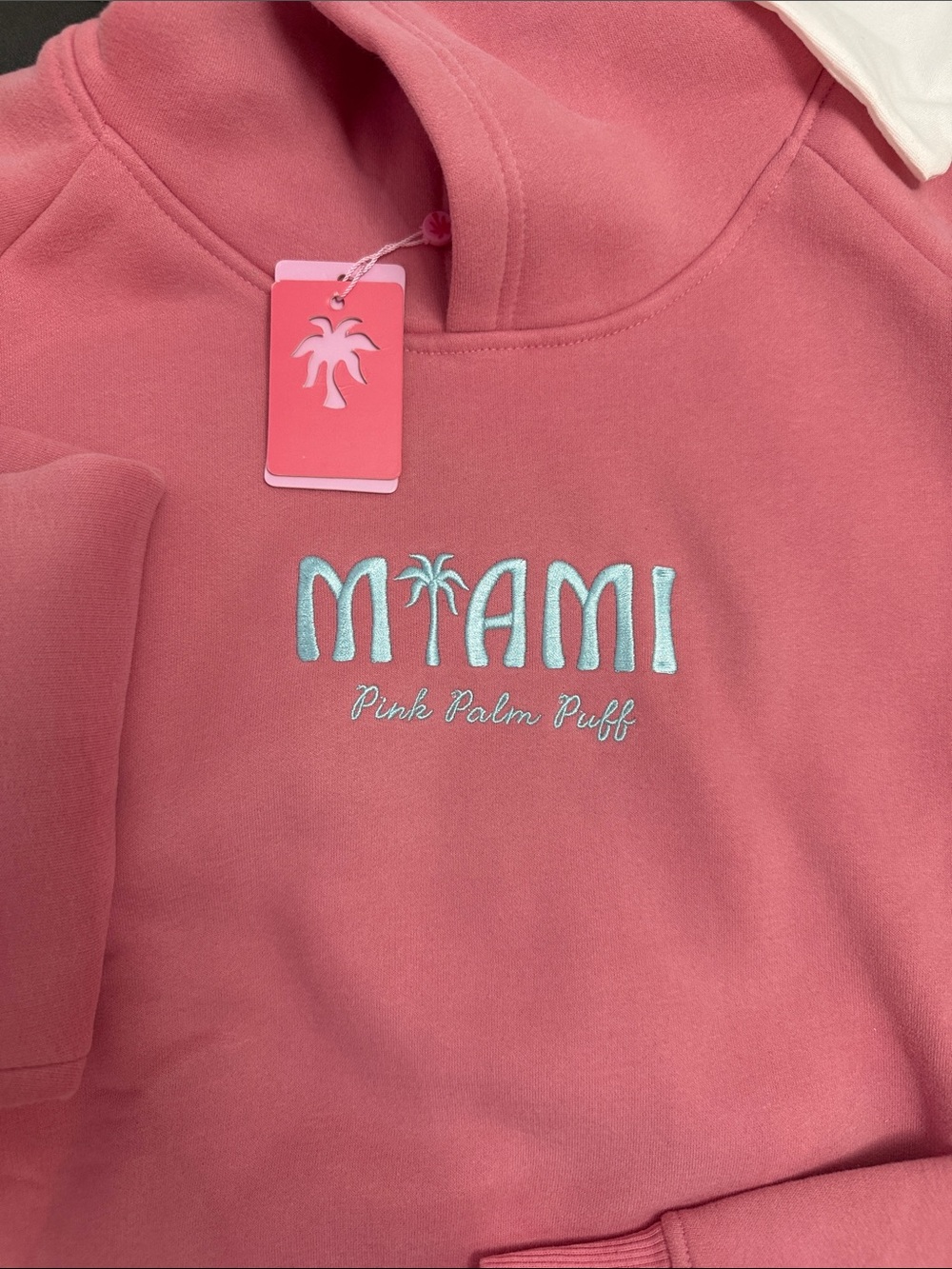 Pink Palm Puff *Meet Me In Miami* - Pink - Picture 2 of 5
